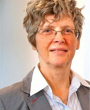 161215-1326-948-0900-63086-sully-352x433